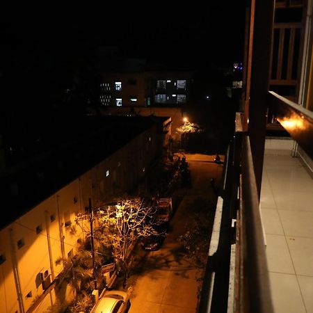 Manora Residency Hotel Puducherry Buitenkant foto