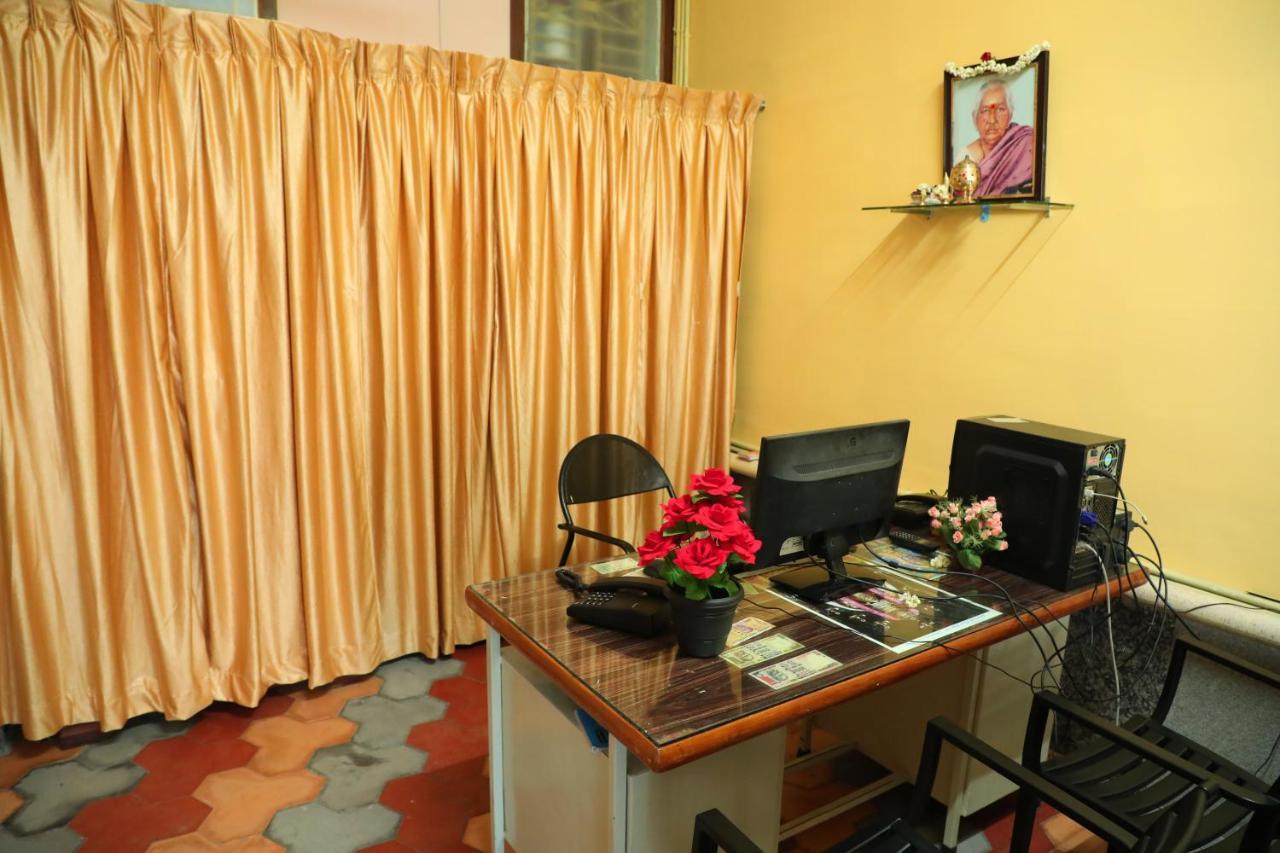 Manora Residency Hotel Puducherry Buitenkant foto