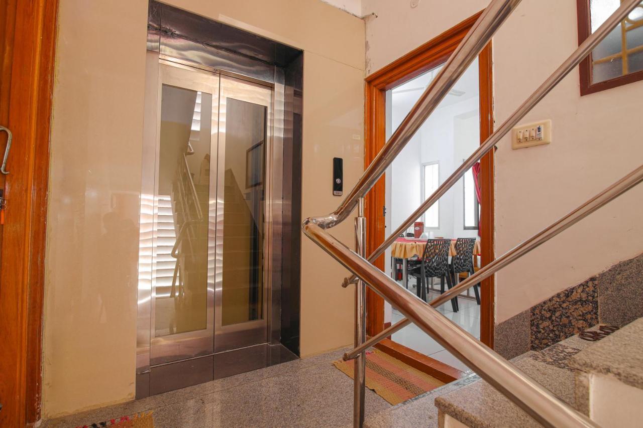 Manora Residency Hotel Puducherry Buitenkant foto