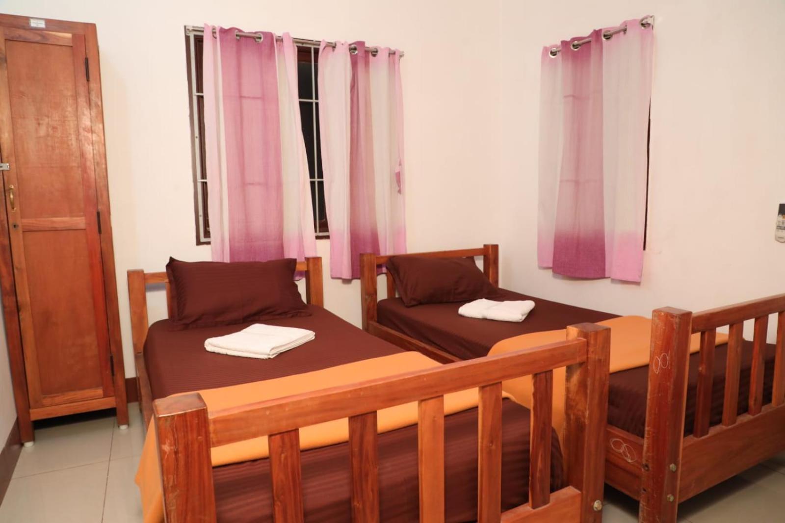 Manora Residency Hotel Puducherry Buitenkant foto