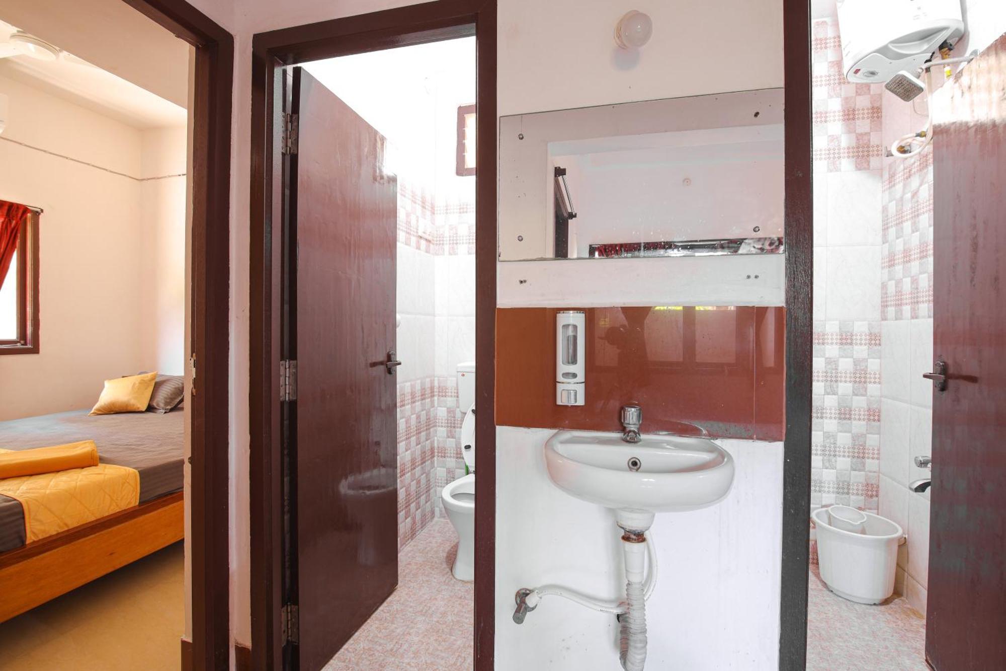 Manora Residency Hotel Puducherry Buitenkant foto