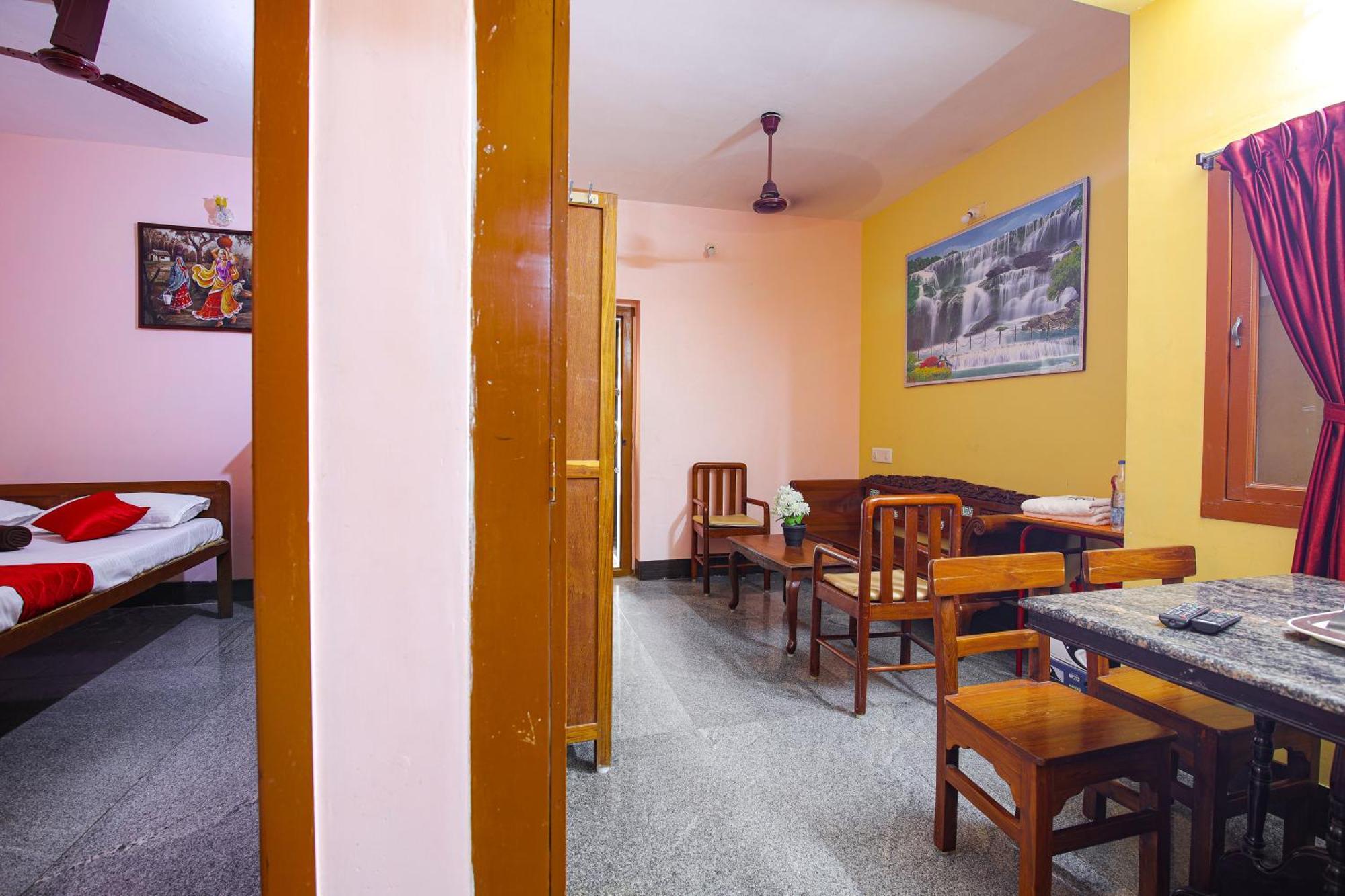 Manora Residency Hotel Puducherry Buitenkant foto