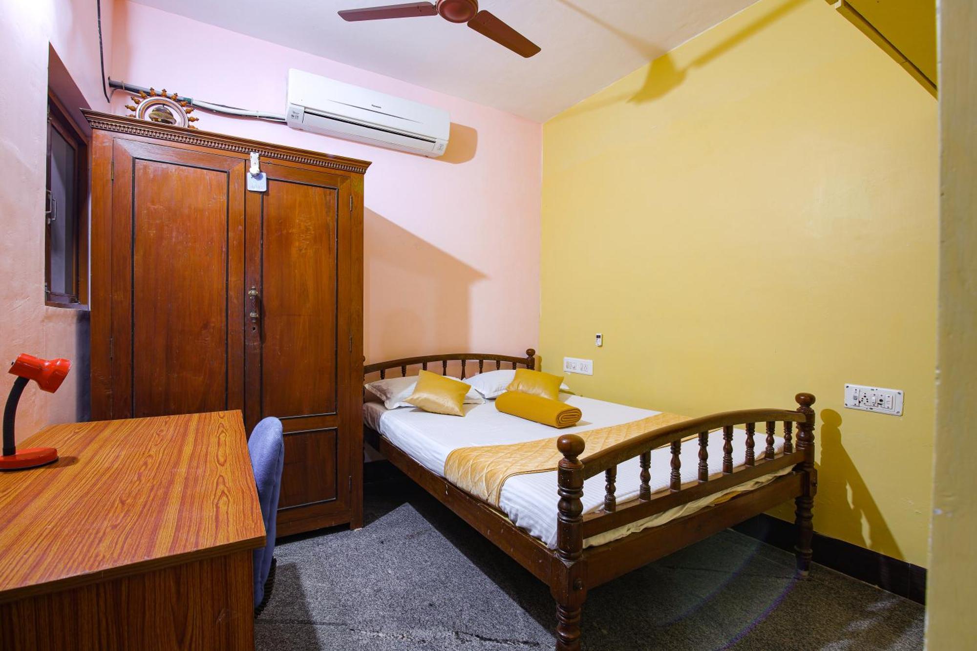 Manora Residency Hotel Puducherry Buitenkant foto