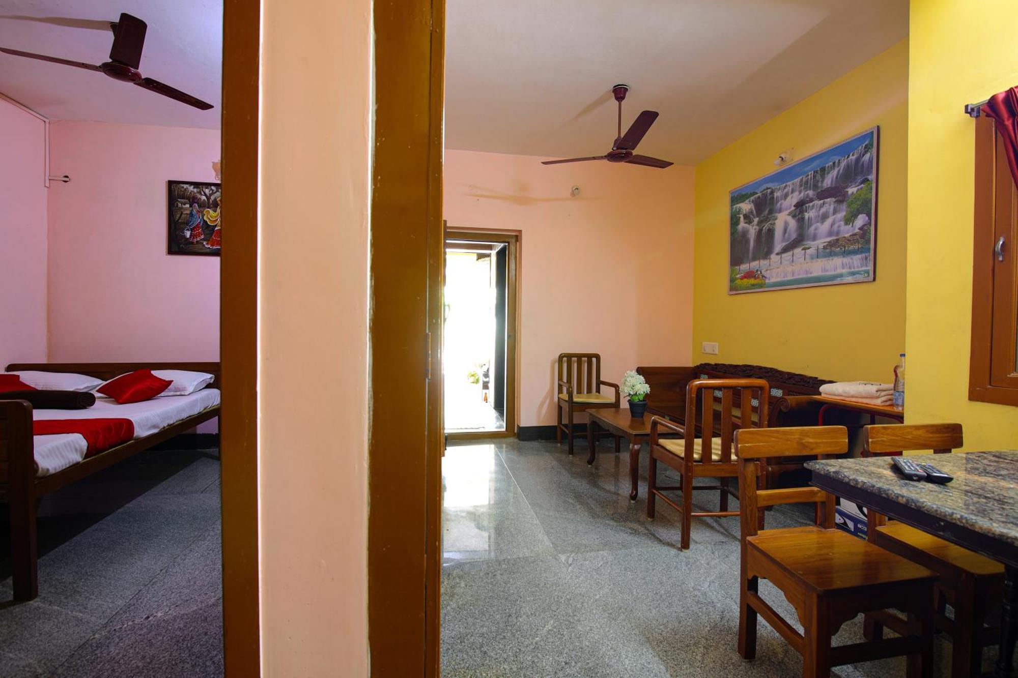 Manora Residency Hotel Puducherry Buitenkant foto